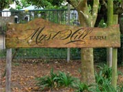 mysthill farm signage